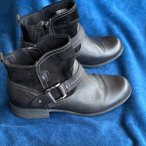 NWOT Earth Origins Black Ankle Boots with Buckle Detail